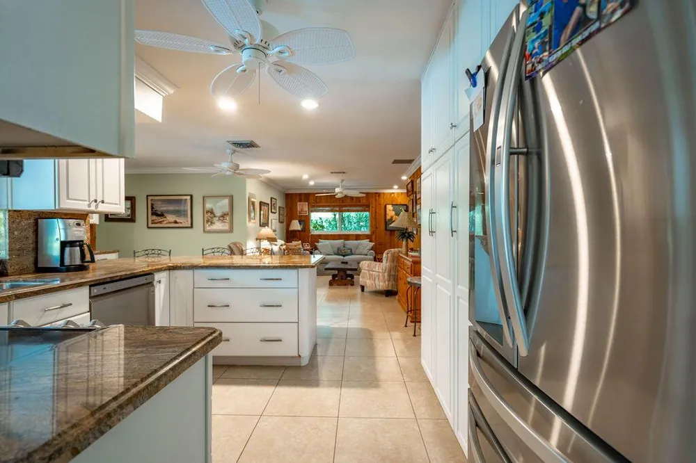 2823 NE 35TH COURT Lighthouse Point, FL 33064