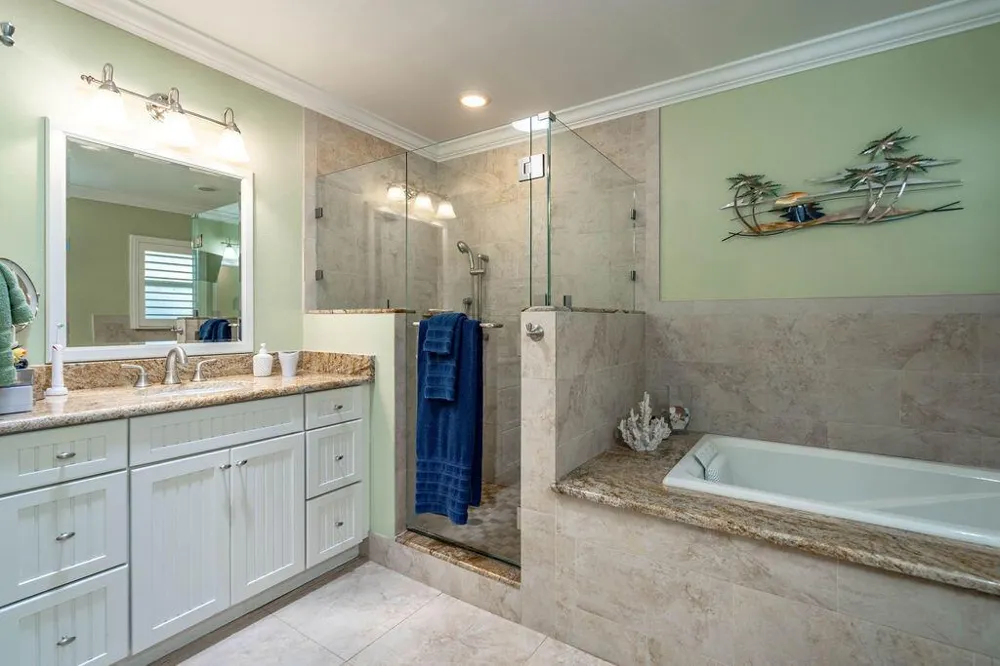 2823 NE 35TH COURT Lighthouse Point, FL 33064