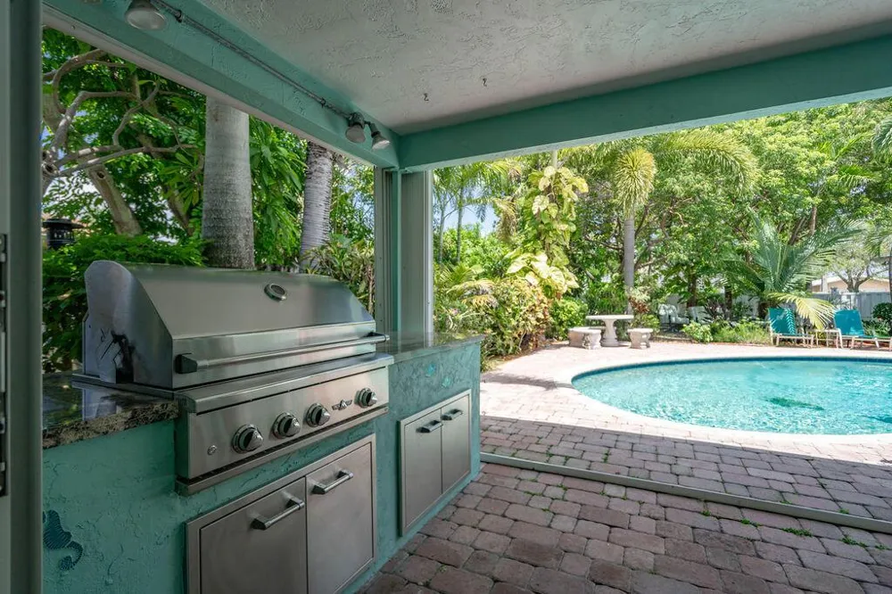 2823 NE 35TH COURT Lighthouse Point, FL 33064