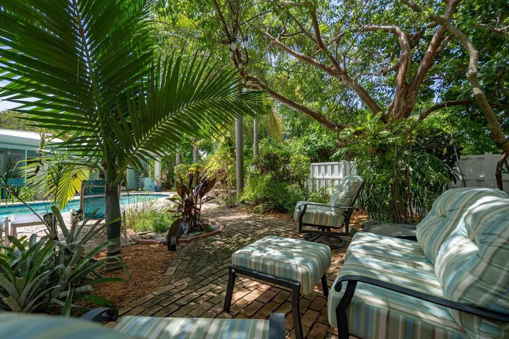 2823 NE 35TH COURT Lighthouse Point, FL 33064