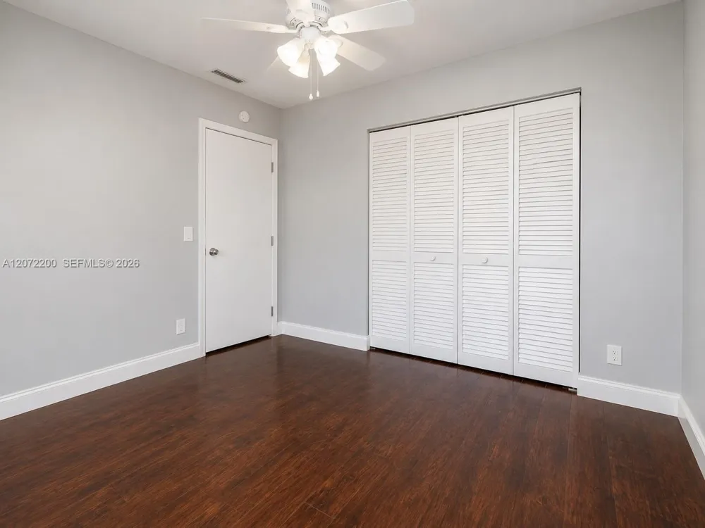 510 NW 103rd Ter Pembroke Pines, FL 33026