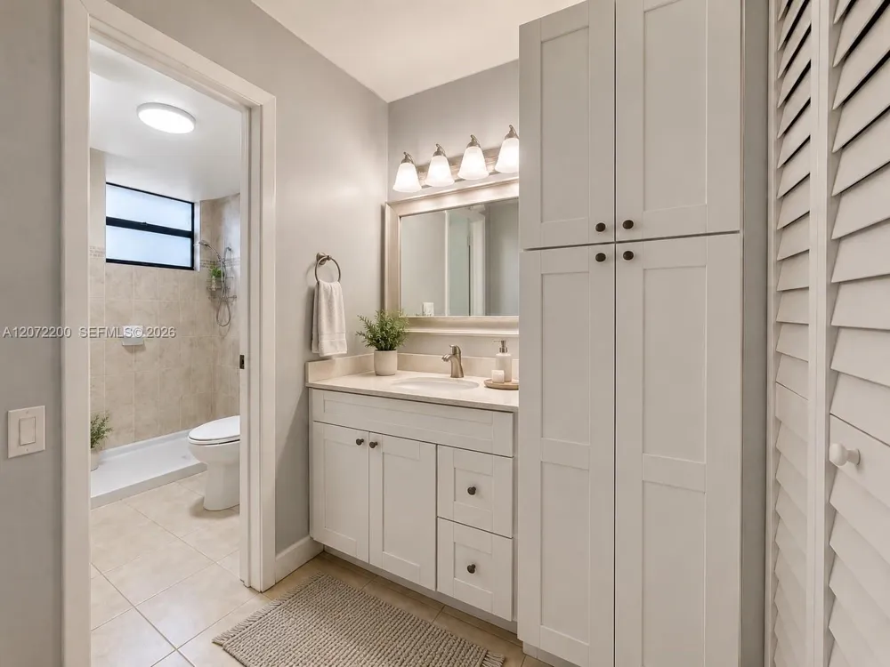 510 NW 103rd Ter Pembroke Pines, FL 33026