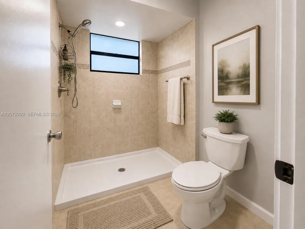 510 NW 103rd Ter Pembroke Pines, FL 33026