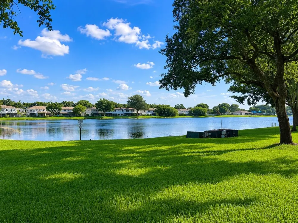 510 NW 103rd Ter Pembroke Pines, FL 33026