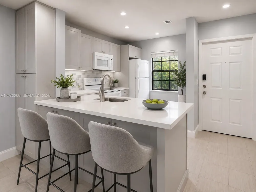 510 NW 103rd Ter Pembroke Pines, FL 33026