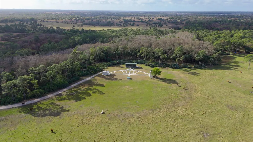 4350 SE Bridge Road Hobe Sound, FL 33455