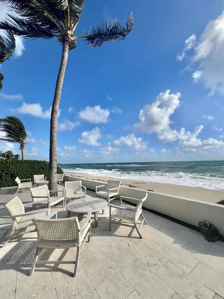 230 Colonial Lane Palm Beach, FL 33480