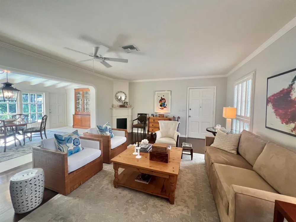 230 Colonial Lane Palm Beach, FL 33480