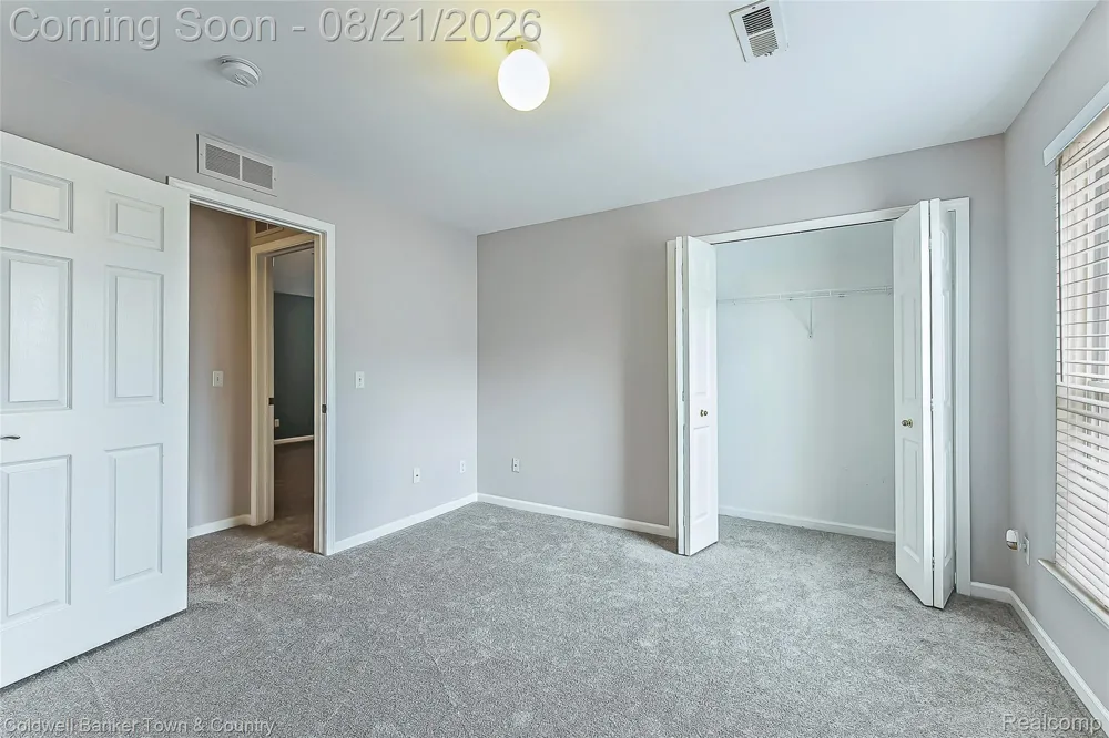 8210 ADDINGTON DRIVE #91 Commerce Charter Township, MI 48390