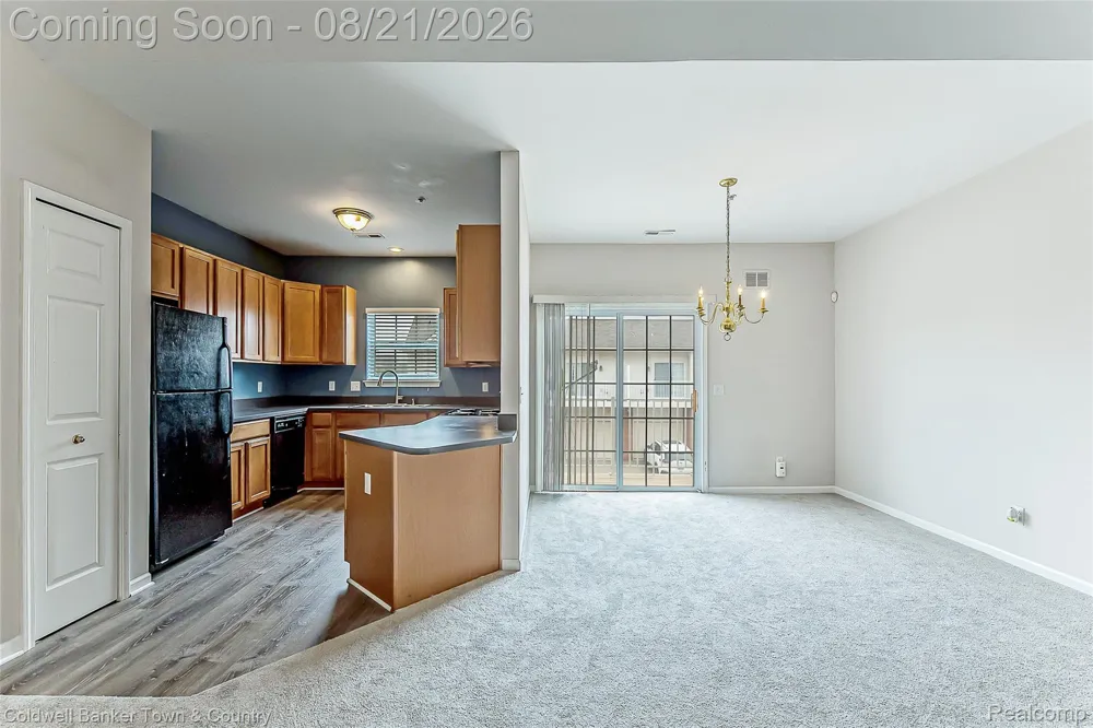 8210 ADDINGTON DRIVE #91 Commerce Charter Township, MI 48390