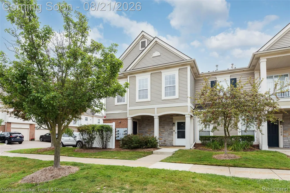 8210 ADDINGTON DRIVE #91 Commerce Charter Township, MI 48390
