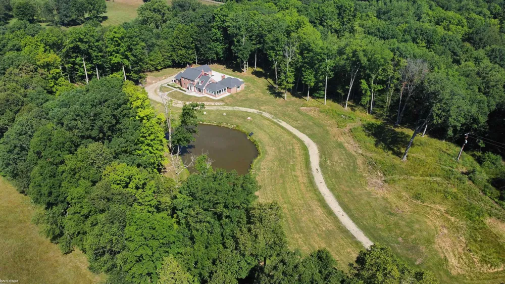 2401 E Brocker Road Metamora Township, MI 48455