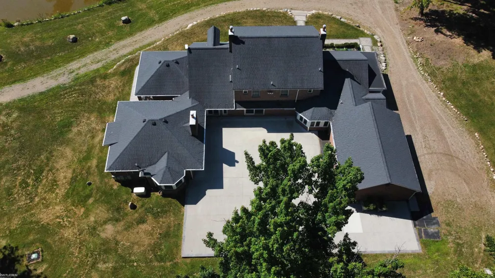 2401 E Brocker Road Metamora Township, MI 48455
