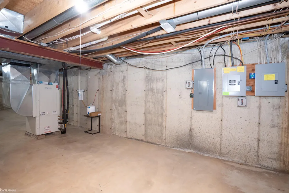 2401 E Brocker Road Metamora Township, MI 48455