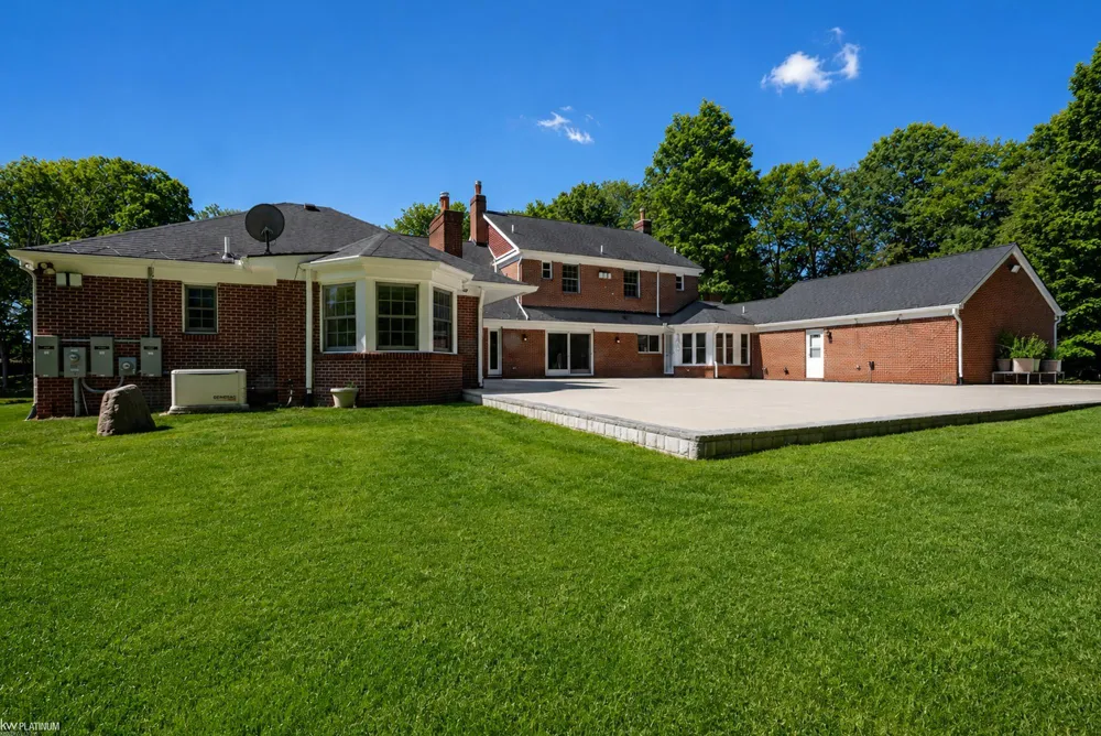 2401 E Brocker Road Metamora Township, MI 48455