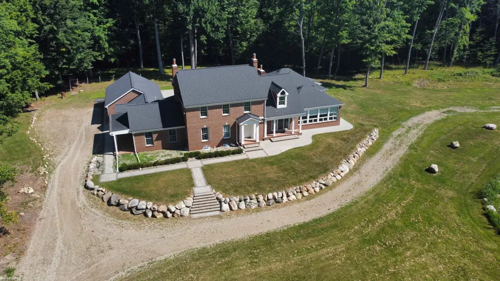 2401 E Brocker Road Metamora Township, MI 48455