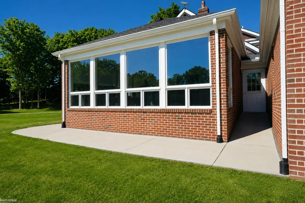 2401 E Brocker Road Metamora Township, MI 48455