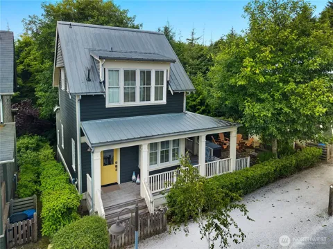 229 Compass Street
