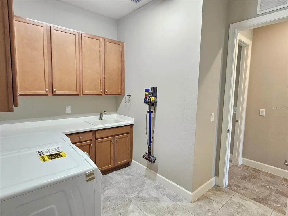 5668 CANTUCCI STREET Nokomis, FL 34275