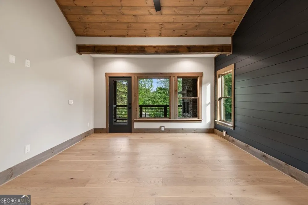 287 State ST Blue Ridge, GA 30513