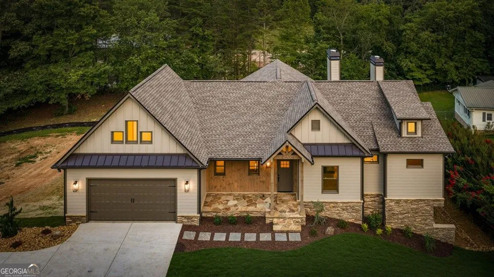 287 State ST Blue Ridge, GA 30513