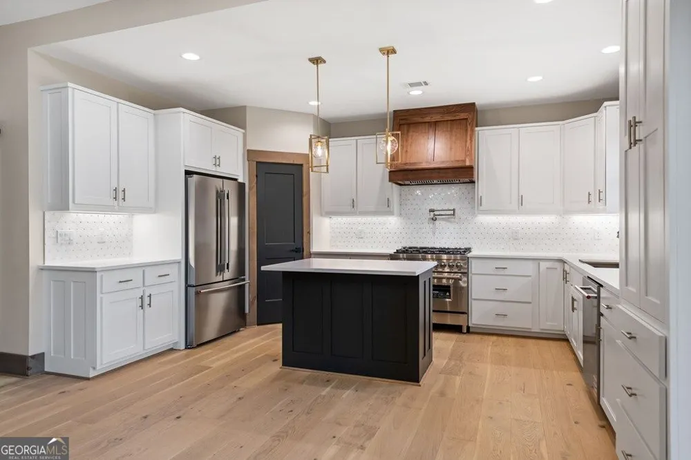 287 State ST Blue Ridge, GA 30513