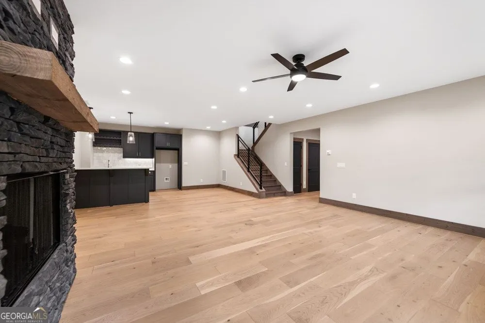 287 State ST Blue Ridge, GA 30513