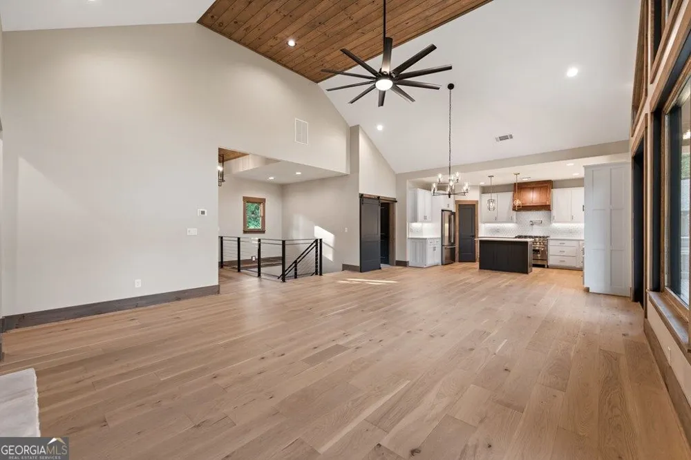 287 State ST Blue Ridge, GA 30513