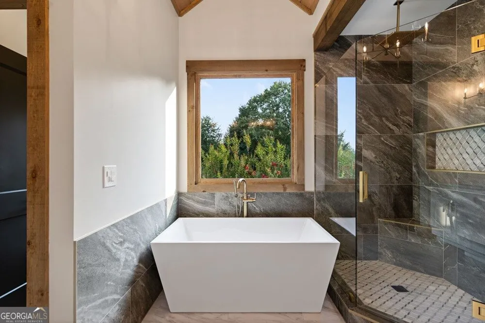 287 State ST Blue Ridge, GA 30513