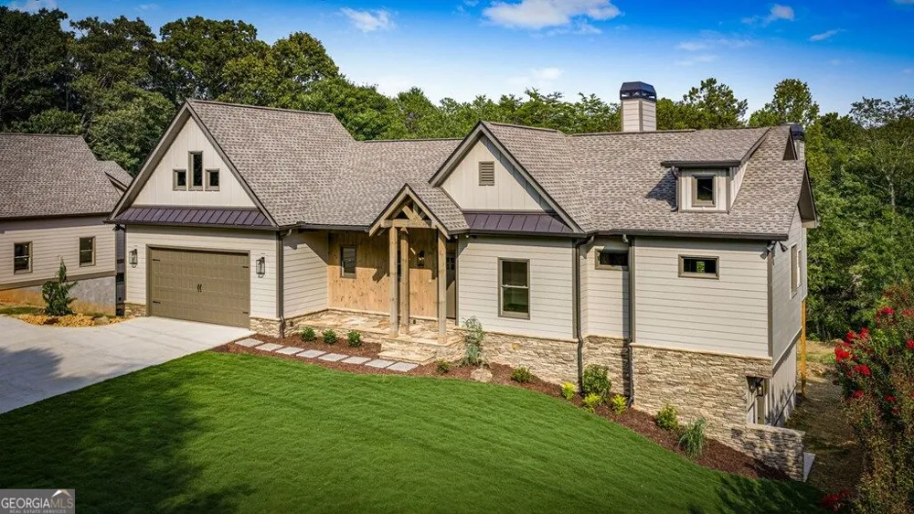 287 State ST Blue Ridge, GA 30513