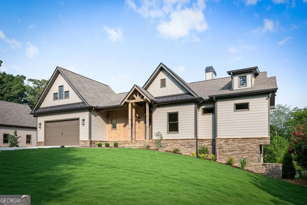 287 State ST Blue Ridge, GA 30513
