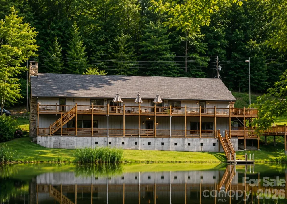 155 Horse Shoe Ridge Road E Deep Gap, NC 28618