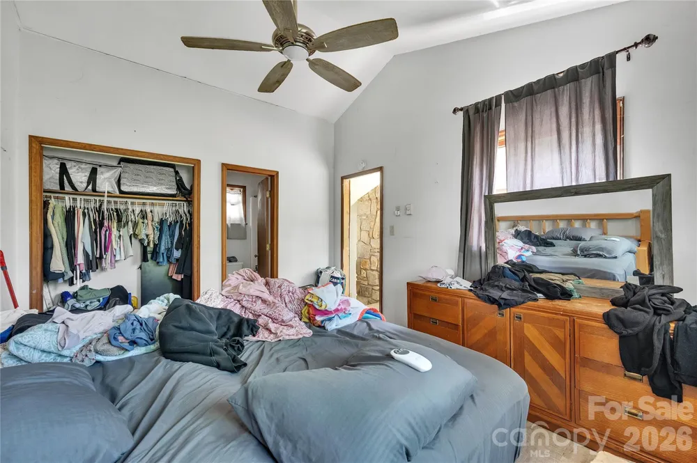 155 Horse Shoe Ridge Road E Deep Gap, NC 28618