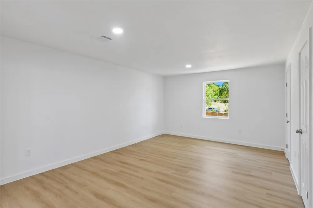 5054 Corrigan Court Dallas, TX 75241