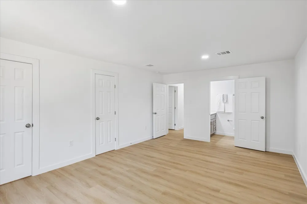 5054 Corrigan Court Dallas, TX 75241