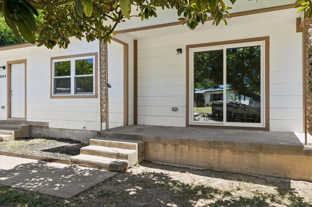 5054 Corrigan Court Dallas, TX 75241