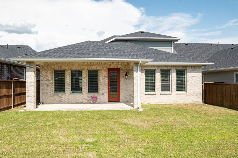 2207 Santa Monica Drive Rowlett, TX 75088