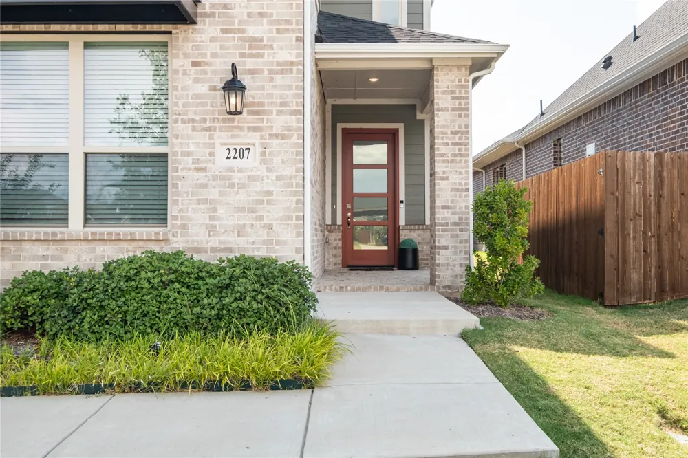 2207 Santa Monica Drive Rowlett, TX 75088