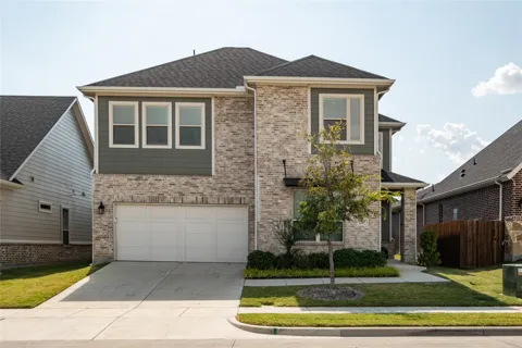 2207 Santa Monica Drive
