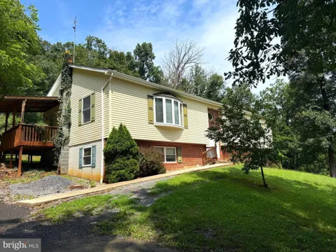 64 ORCHARD LANE