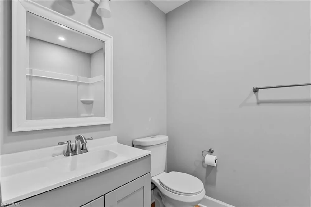3673 Meadowbrook Drive Trinity, NC 27370