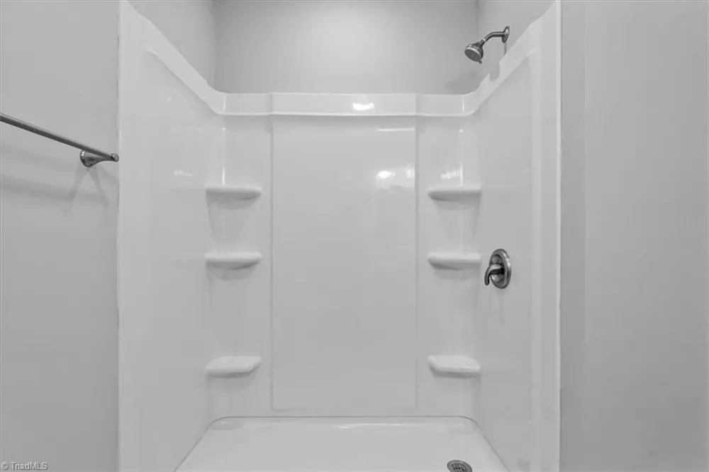 3673 Meadowbrook Drive Trinity, NC 27370
