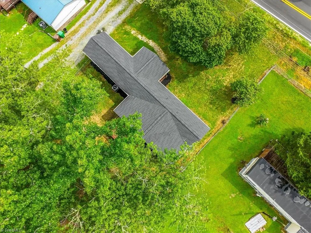 3673 Meadowbrook Drive Trinity, NC 27370