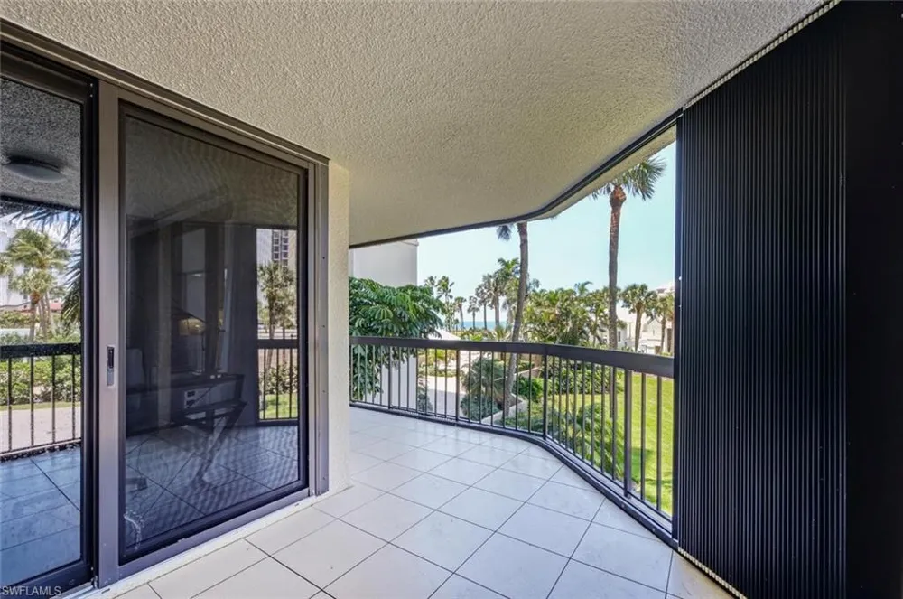 4551 Gulf Shore Boulevard #201 Naples, FL 34103