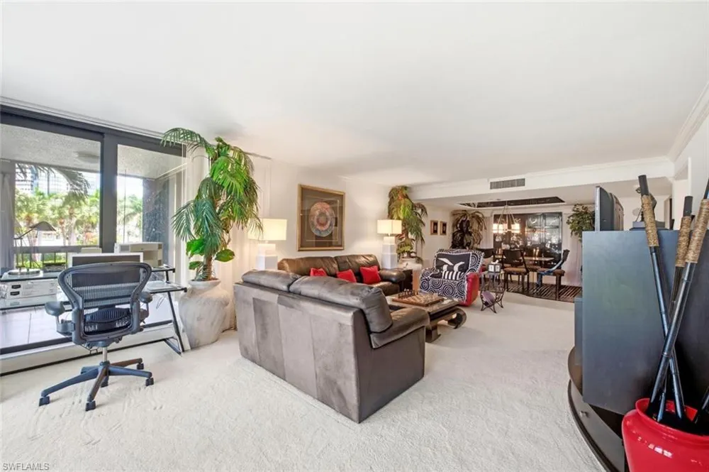 4551 Gulf Shore Boulevard #201 Naples, FL 34103