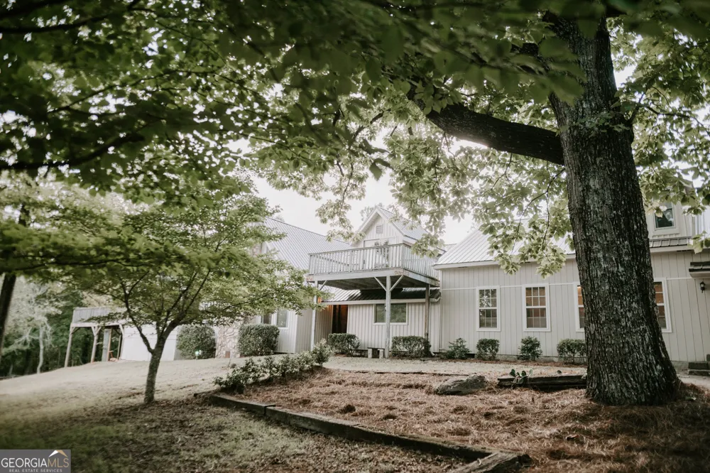 709 Day RD Meansville, GA 30256