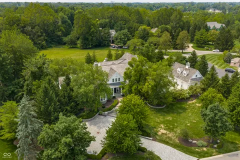 1121 Laurelwood