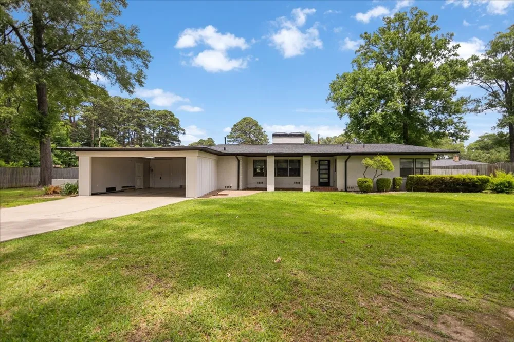 1007 Lincoln Drive Longview, TX 75604