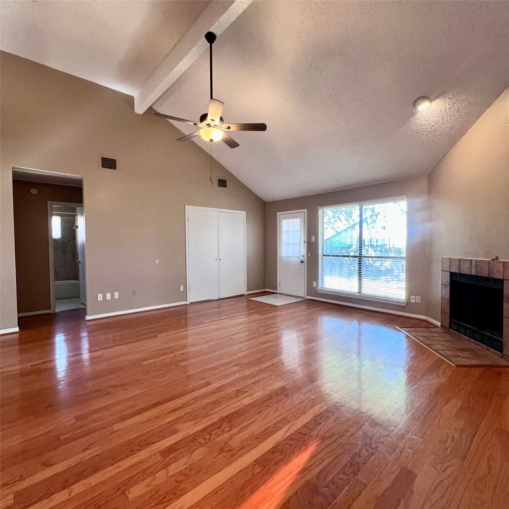 205 Sunset Drive Glenn Heights, TX 75154