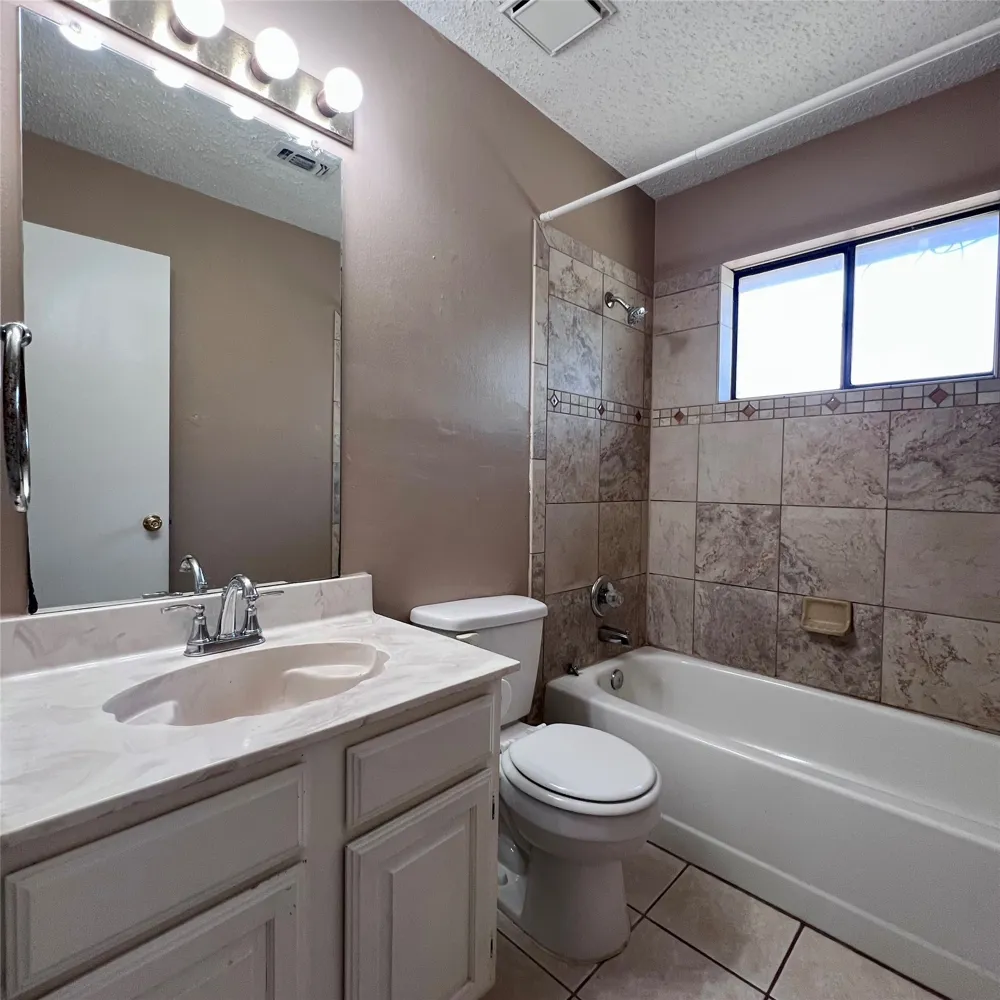 205 Sunset Drive Glenn Heights, TX 75154